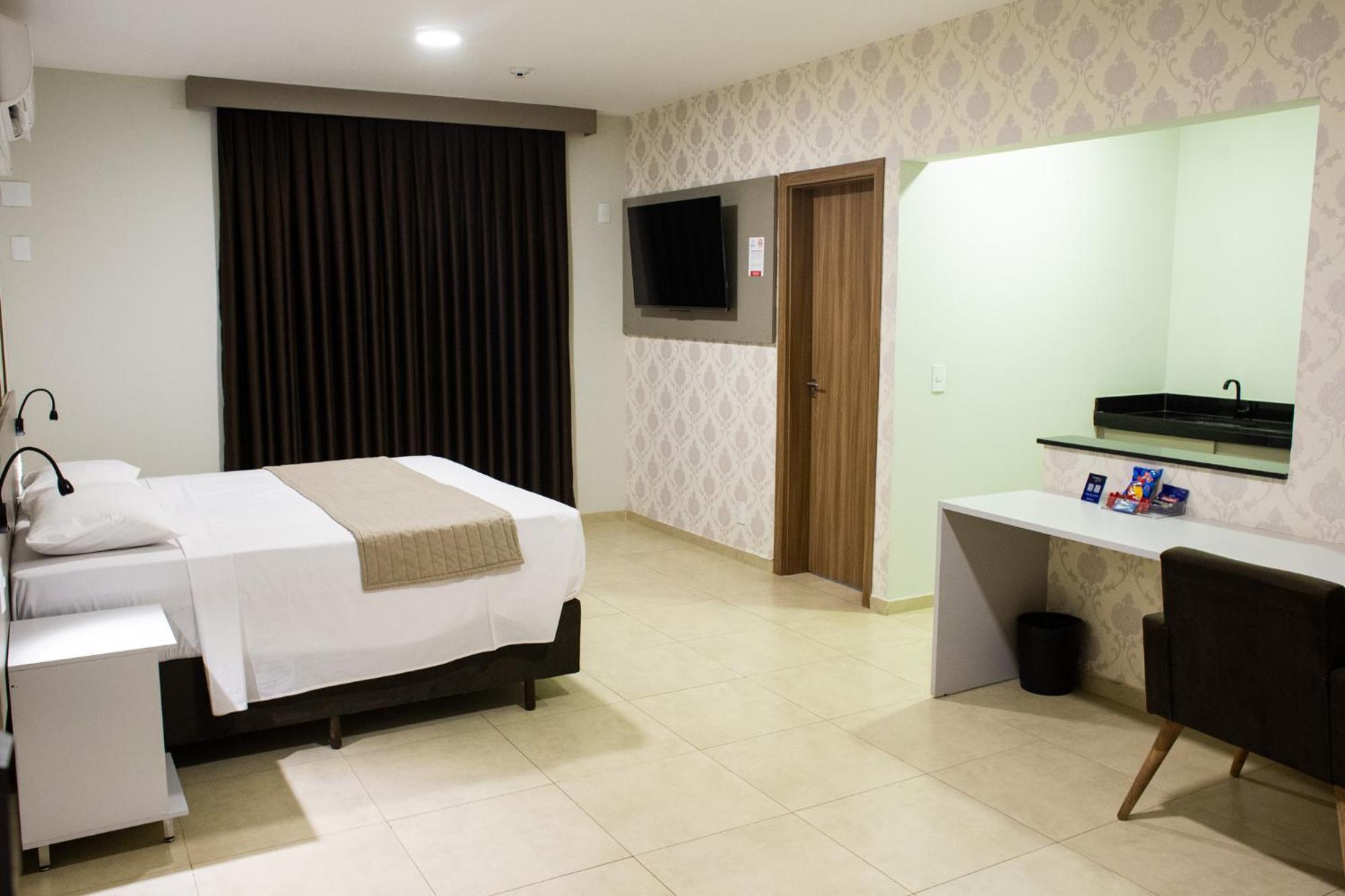 Hotel Bristol Infinity Rio Claro Extérieur photo